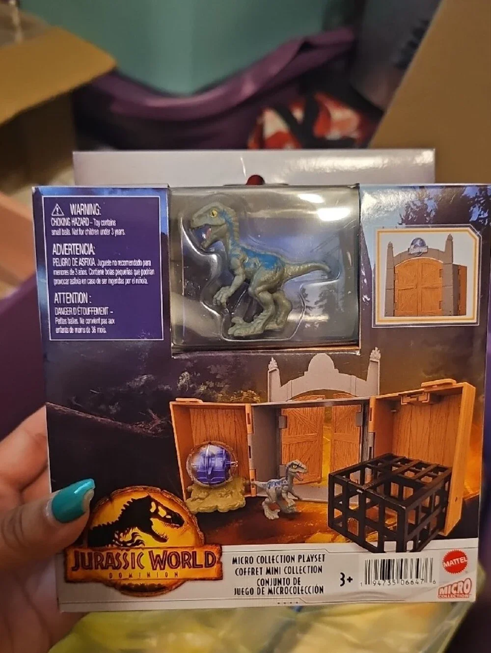 Mattel Jurassic World Micro Playset with Gray and Blue Raptor